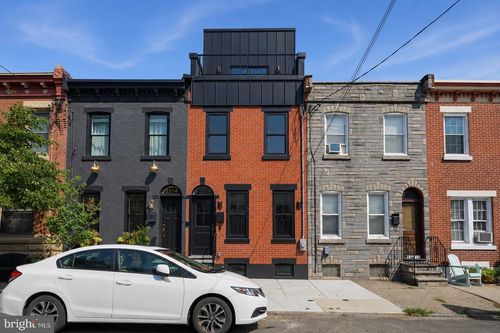 2216 Tulip St, PHILADELPHIA, PA, 19125-2526 | Card Image