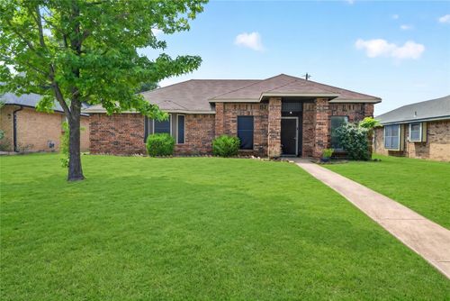 2511 Hollow Bnd, Mesquite, TX, 75150-4949 | Card Image