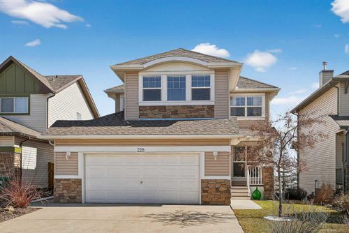 228 Westmount Cres, Okotoks, AB, T1S2J2 | Card Image