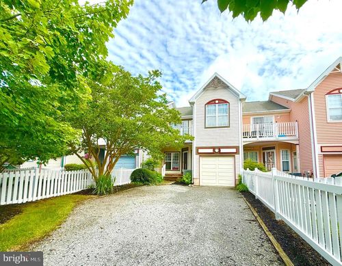 932 Yacht Club Dr, OCEAN PINES, MD, 21811-9415 | Card Image