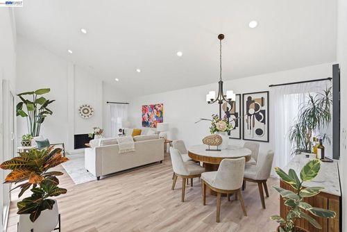 1163 Admiralty Ln, Alameda, CA, 94502-6963 | Card Image