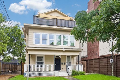 2010 Crocker St, Houston, TX, 77006-1368 | Card Image