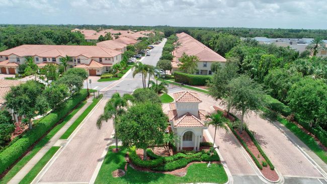 UNIT-2007 - 16089 Poppyseed Cir, Townhouse with 3 bedrooms, 3 bathrooms and null parking in Delray Beach FL | Image 34