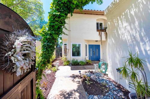649 Maze Gln, Escondido, CA, 92025-7917 | Card Image