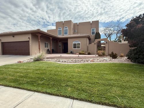 8512 Vina Del Sol Dr Ne, Albuquerque, NM, 87122-4218 | Card Image