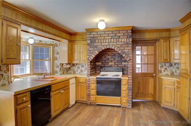 Over 1 acre with 4 separate legals | Image 5