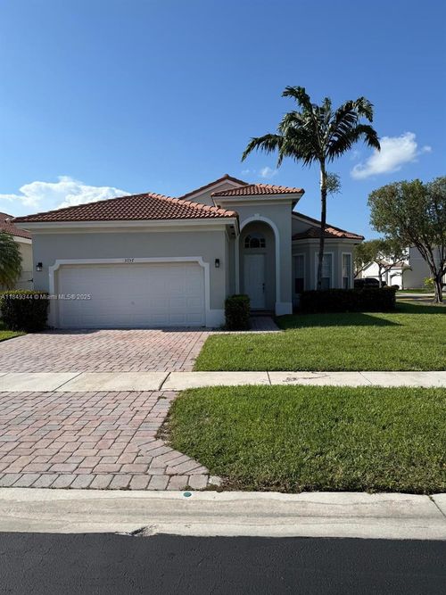 0-3757 Ne 11th St, Homestead, FL, 33033-4540 | Card Image