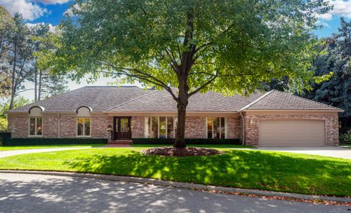 7 Belle Meade Road, Village Of Grosse Pointe Shores, MI, 48236 | Card Image