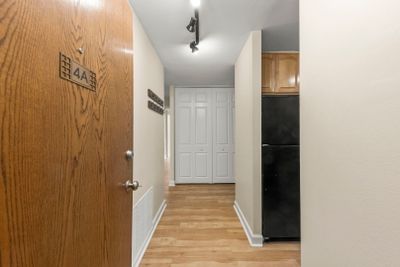 4A - 1833 Four Lakes Avenue, Condo with 2 bedrooms, 1 bathrooms and 1 parking in Lisle IL | Image 3