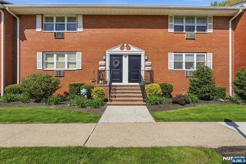 45 Wilfred St, West Orange, NJ, 07052-5898 | Card Image