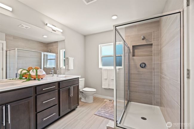 EH49 - 207 207 Th St Se, House other with 3 bedrooms, 3 bathrooms and 2 parking in Bothell WA | Image 30