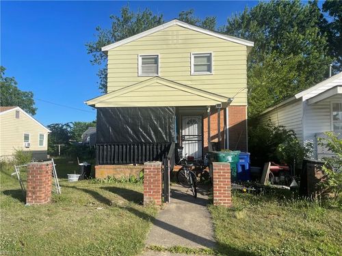 1126 37th St, Newport News, VA, 23607-3210 | Card Image
