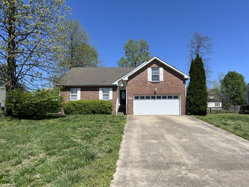 1719 Hazelwood Rd, Clarksville, TN, 37042-8534 | Card Image