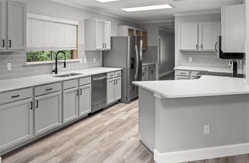 10905 Claywood Dr, Austin, TX, 78753-3330 | Card Image