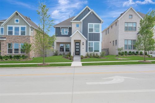 4905 Vizsla Ln, McKinney, TX, 75071-5895 | Card Image