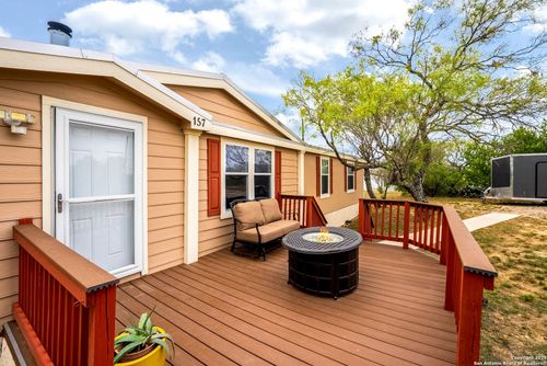 157 County Road 5635, Castroville, TX, 78009-1935 | Card Image