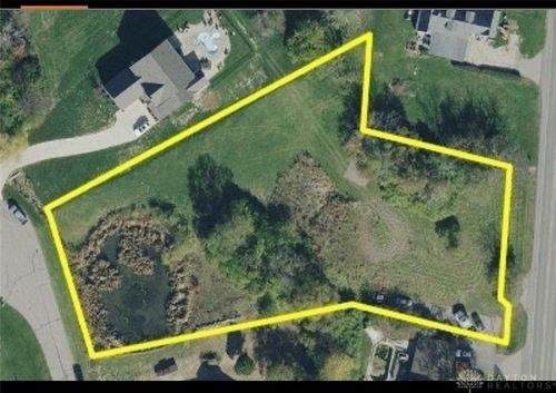 7412 Larkspur Ct, Springboro, OH, 45066-8768 | Card Image