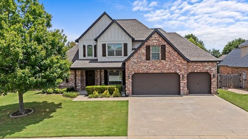 6501 S 35th St, Rogers, AR, 72758-4505 | Card Image