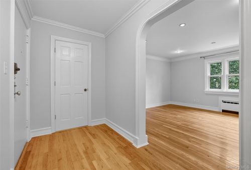 a4-15 Chestnut St, Rye, NY, 10580-2854 | Card Image