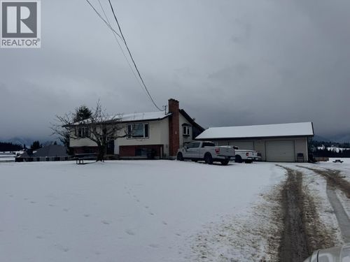 3621 Muzzy Rd, Canyon, BC, V0B1C1 | Card Image