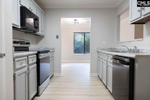 2001 Creekside Way, Columbia, SC, 29210-5384 | Card Image