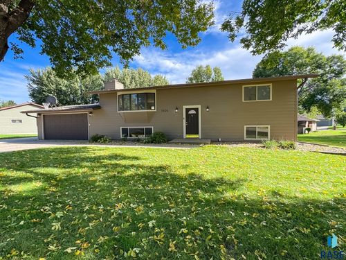 1404 S Joliet Ave Avenue, Sioux Falls, SD, 57110 | Card Image