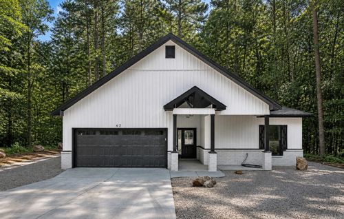 42 Tomelloso Way, Hot Springs Village, AR, 71909-6402 | Card Image