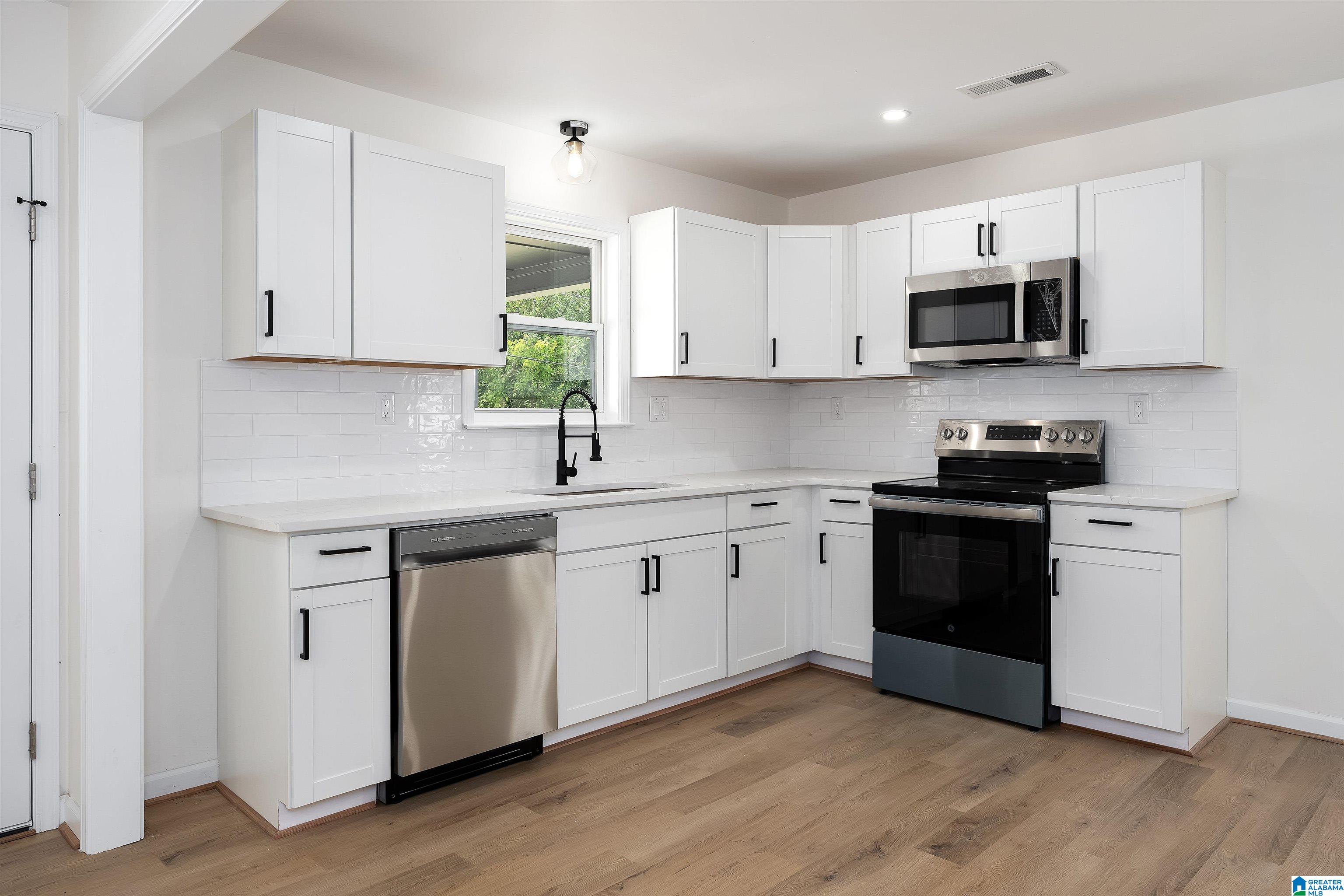 Residential in PLEASANT GROVE 2