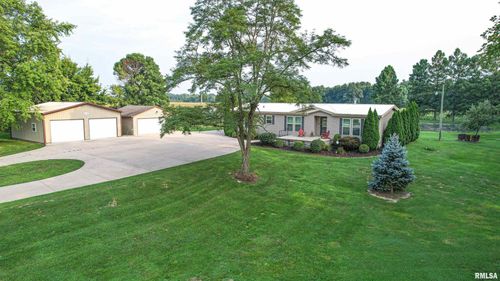 274 Gravel Ln, Louisville, IL, 62858-2221 | Card Image