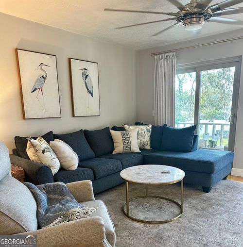 d35-800 Mallery St, Saint Simons Island, GA, 31522-4049 | Card Image