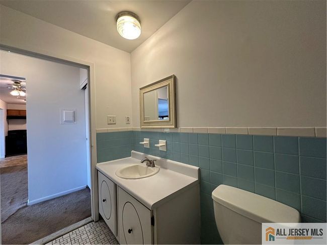 414 - 414 Cricket Ln, Townhouse with 1 bedrooms, 1 bathrooms and null parking in Woodbridge NJ | Image 16