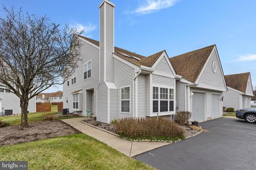 213 Birch Hollow Dr, BORDENTOWN, NJ, 08505-4248 | Card Image