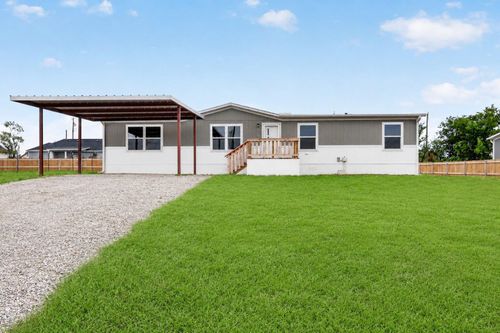 215 Overland Trl, Bridgeport, TX, 76426 | Card Image