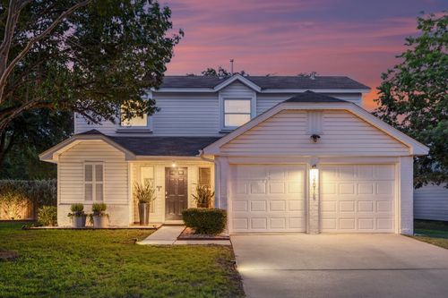 2616 Aylesbury Ln, Austin, TX, 78745-6859 | Card Image