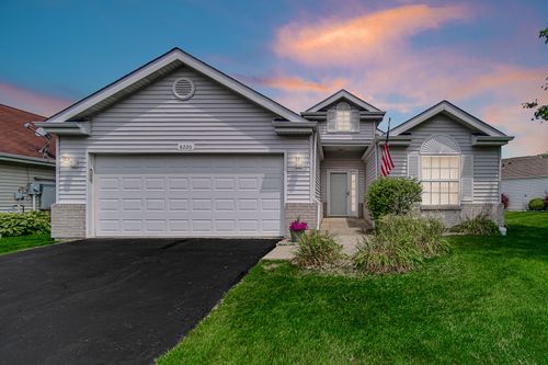 8220 Pointe Dr, Crown Point, IN, 46307-9397 | Card Image