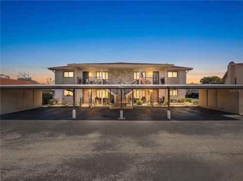 apt-4-9961 Eagles Point Cir, PORT RICHEY, FL, 34668-3619 | Card Image