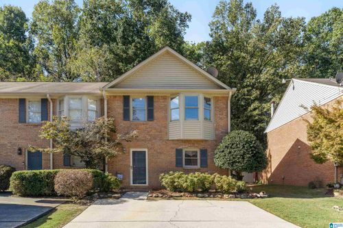 3420 Wisterwood Ln, Vestavia Hills, AL, 35216-4200 | Card Image
