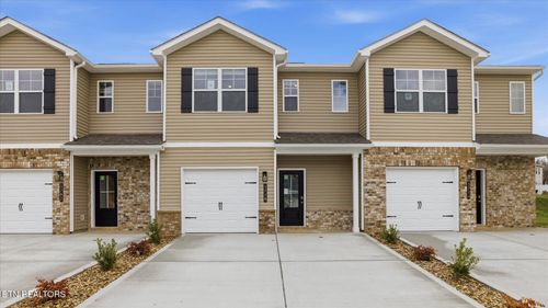 3778 Wyatt Way, Kodak, TN, 37764-5075 | Card Image