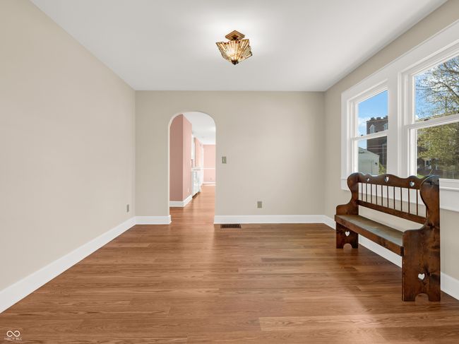 87 S 10 Th Ave, House other with 3 bedrooms, 2 bathrooms and null parking in Beech Grove IN | Image 6