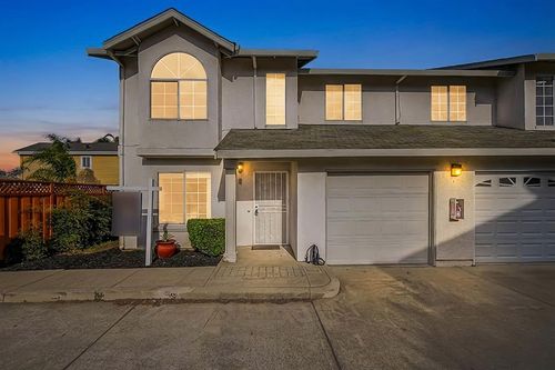 apt-g-550 Blossom Way, Cherryland, CA, 94541-1971 | Card Image