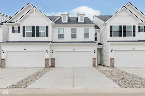 7330 Shroyer Way, Noblesville, IN, 46062-9611 | Card Image