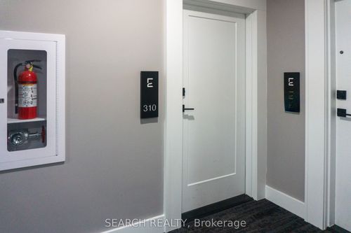 310-71 Wyndham St S, Guelph, ON, N1E0T7 | Card Image
