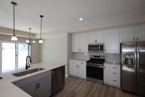 5524 Fawnsbury Ct, Powell, OH, 43065-9964 | Card Image