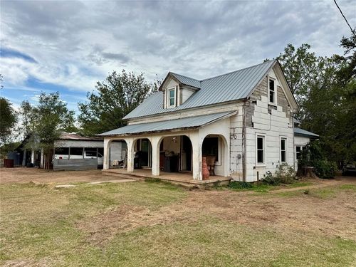 221 E 6th St, Texola, OK, 73668-1501 | Card Image