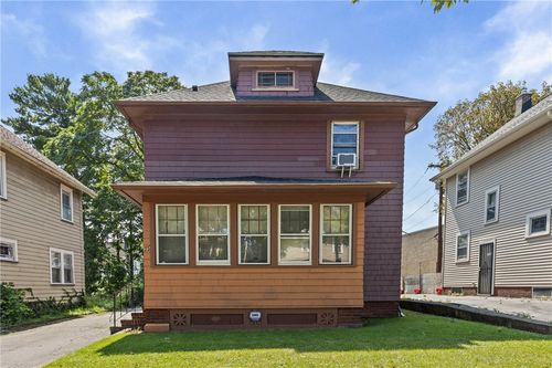35 Malling Dr, Rochester, NY, 14621-3217 | Card Image