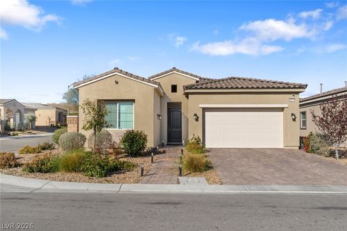 8657 Hartmont St, Las Vegas, NV, 89166-6651 | Card Image