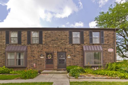 5760 Lucinda Court, Columbus, OH, 43232 | Card Image