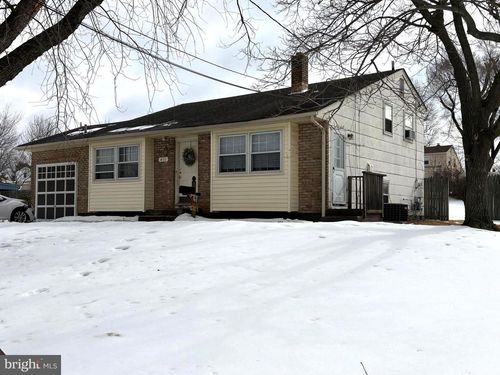 411 Greenview Rd, BLACKWOOD, NJ, 08012-1557 | Card Image