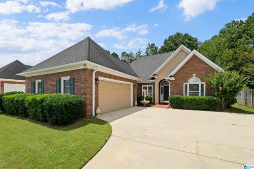 109 Paradise Lake Rd, HOOVER, AL, 35244-5028 | Card Image
