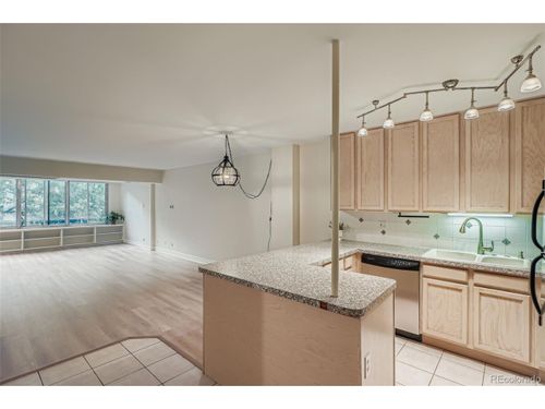 403-800 N Washington St, Denver, CO, 80203-3361 | Card Image